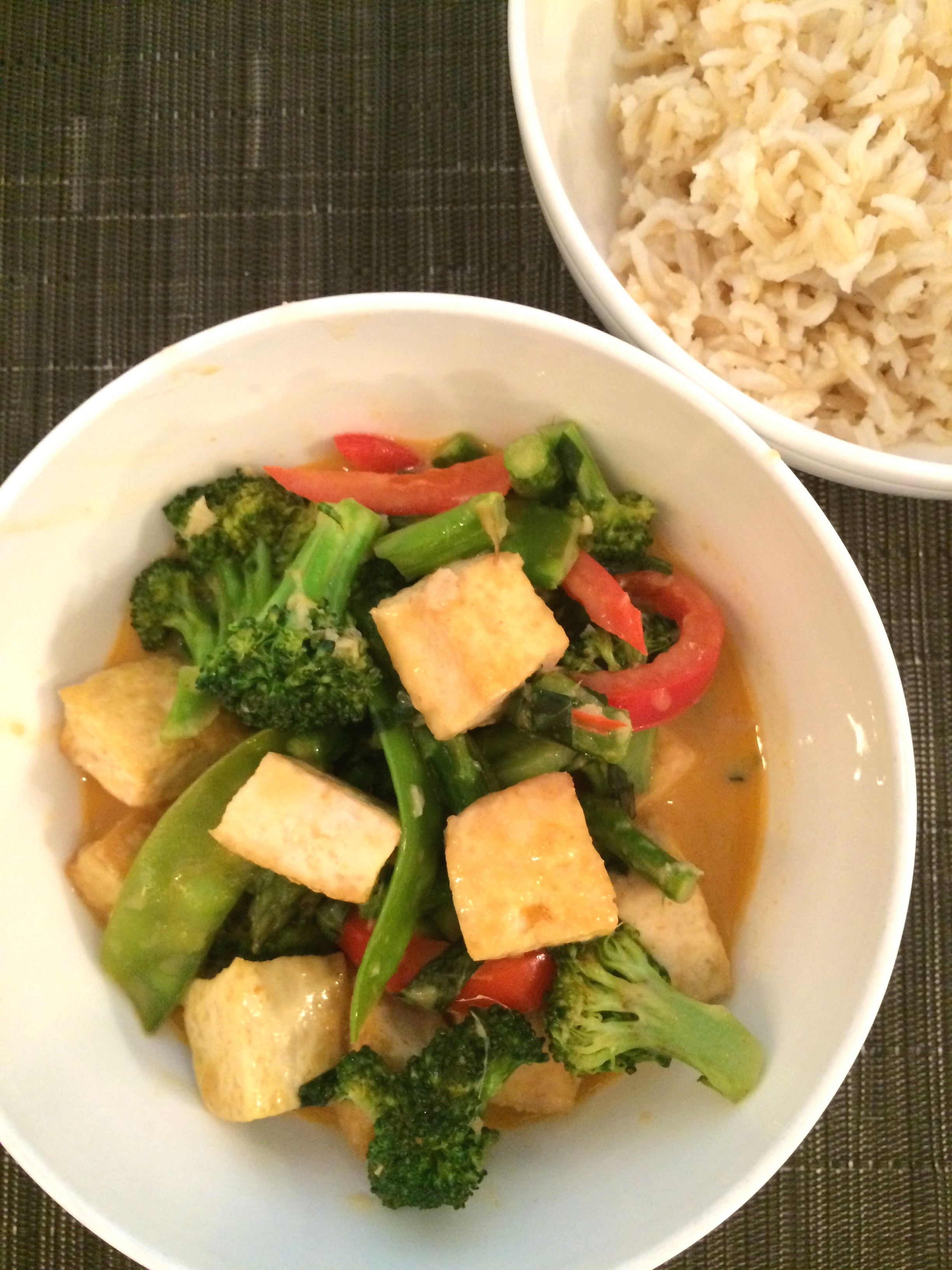Vegetable curry and tofu