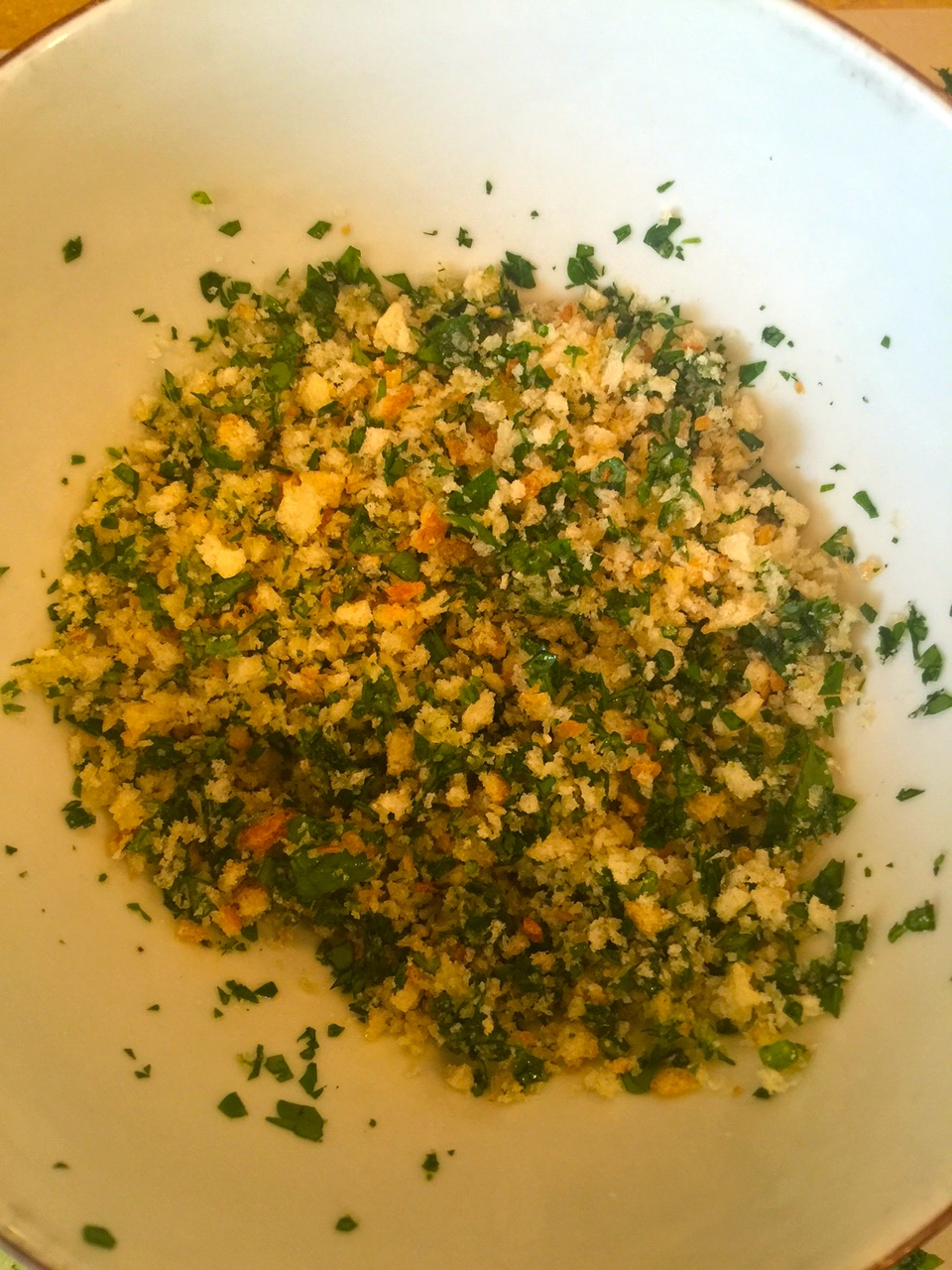 Breadcrumb mixture linguini and spinach